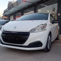 Peugeot 208 - Image 2