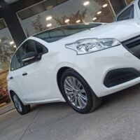 Peugeot 208 - Image 8