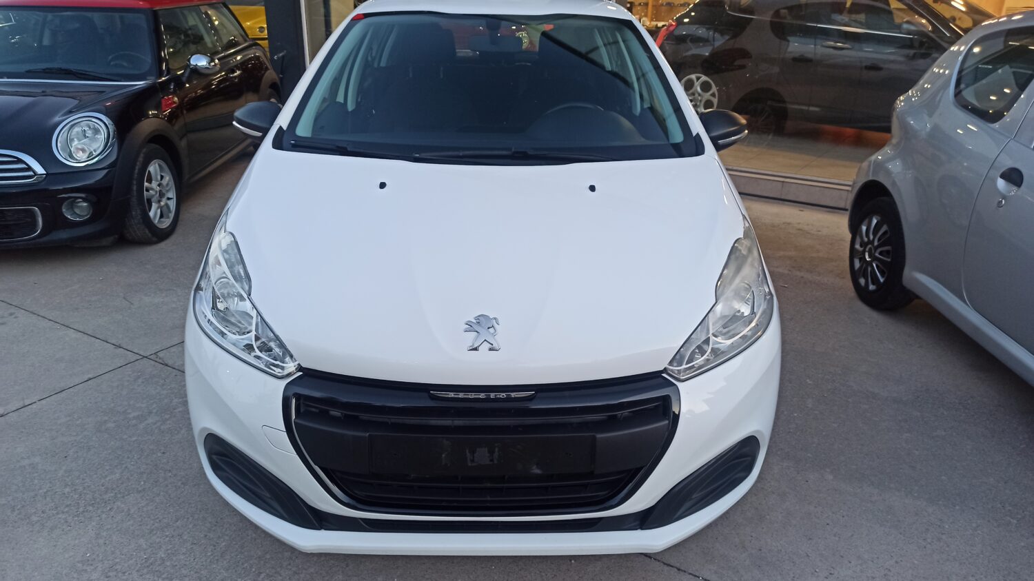 Peugeot 208 - Image 16