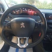 Peugeot 208 - Image 27