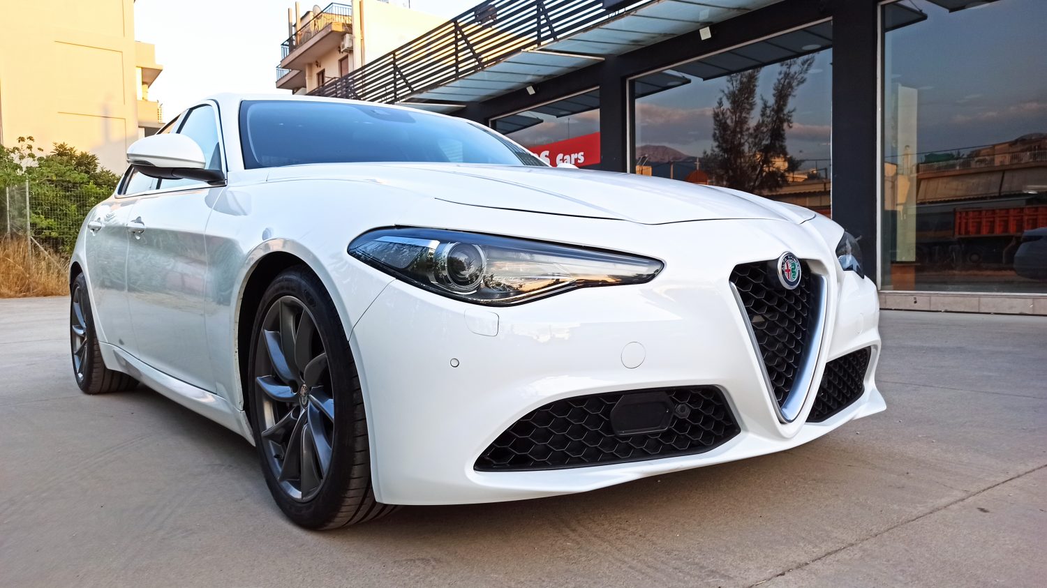 Alfa Romeo Giulia - Image 2