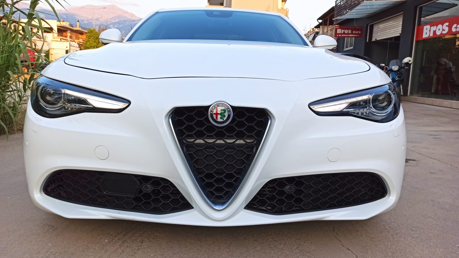 Alfa Romeo Giulia - Image 14