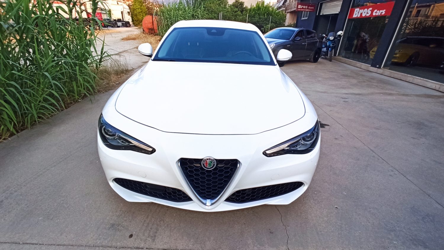 Alfa Romeo Giulia - Image 20