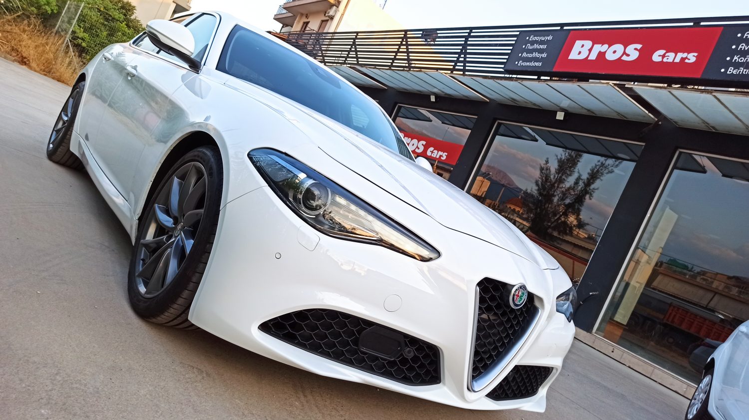 Alfa Romeo Giulia - Image 21