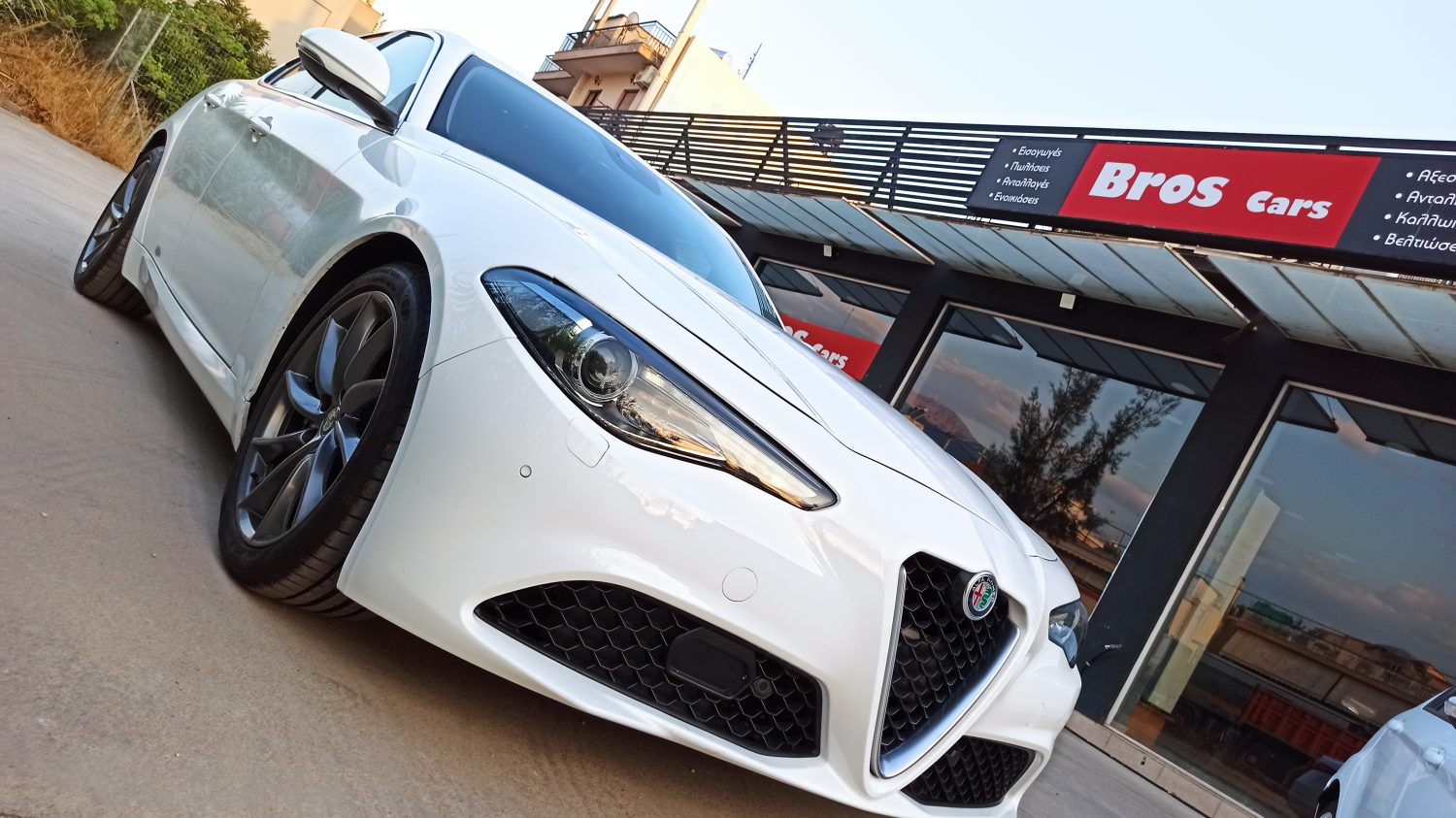 Alfa Romeo Giulia - Image 22