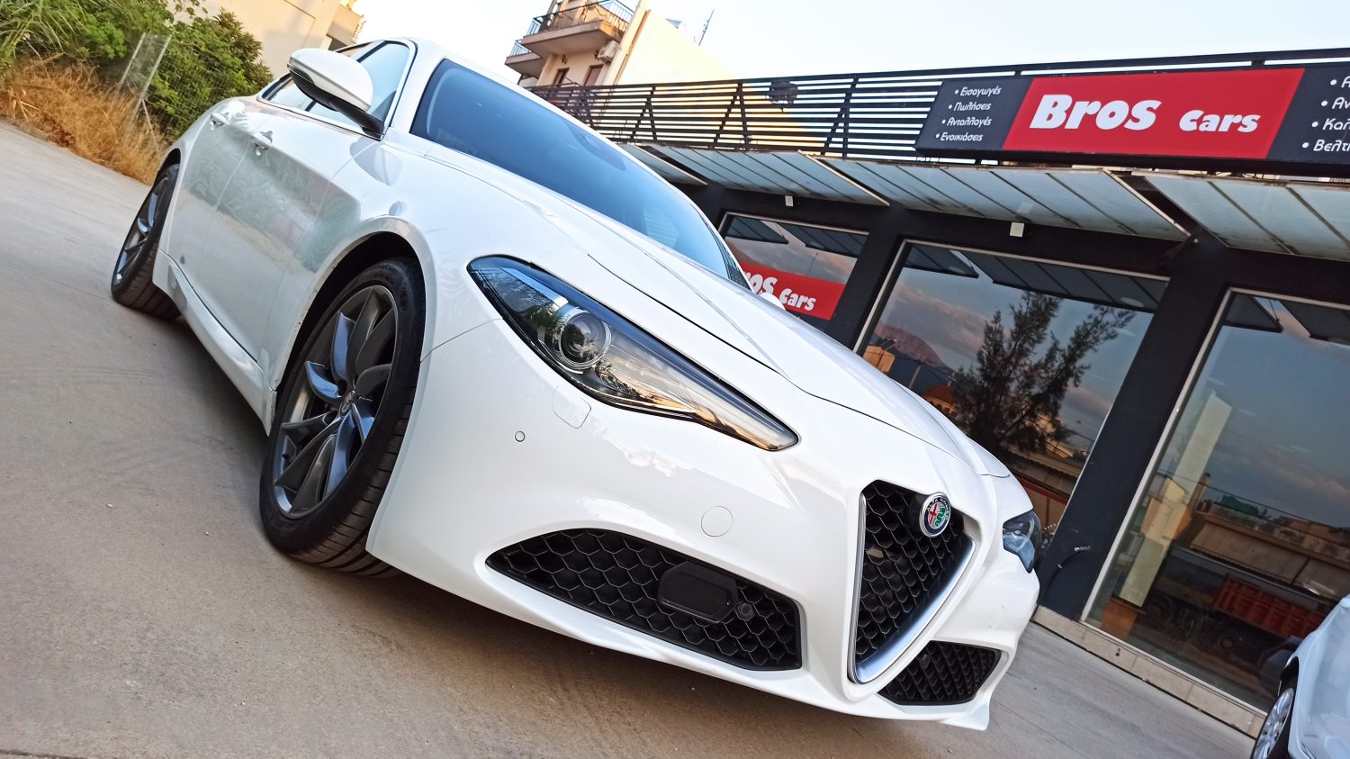 Alfa Romeo Giulia - Image 23