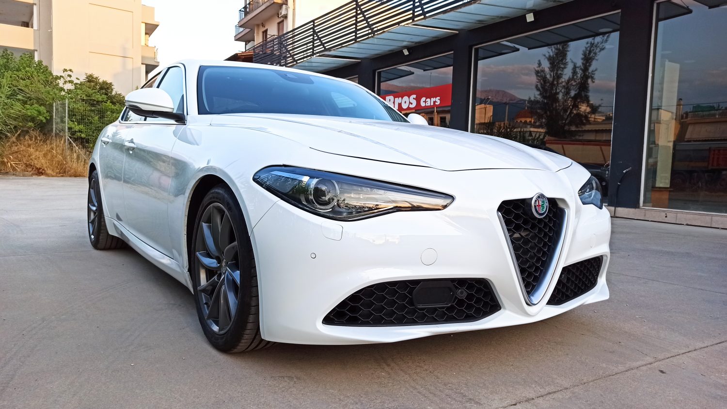 Alfa Romeo Giulia - Image 24