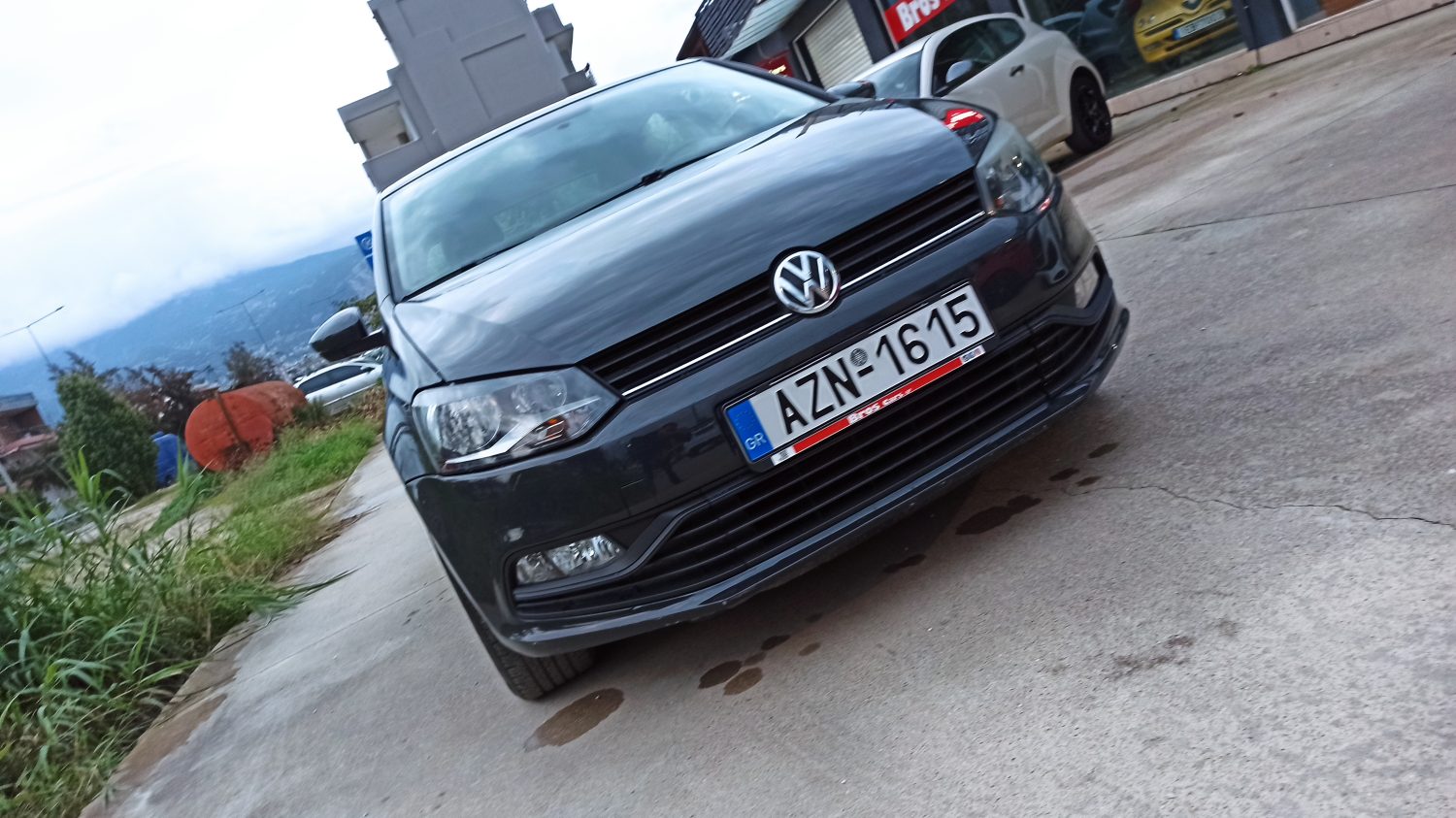 Volkswagen Polo - Image 12