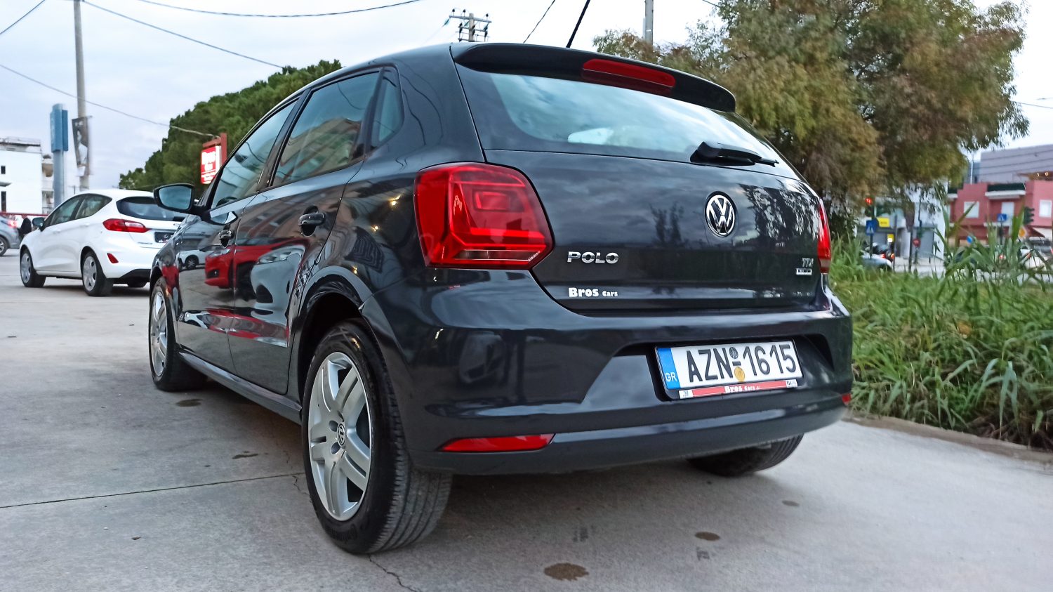 Volkswagen Polo - Image 31