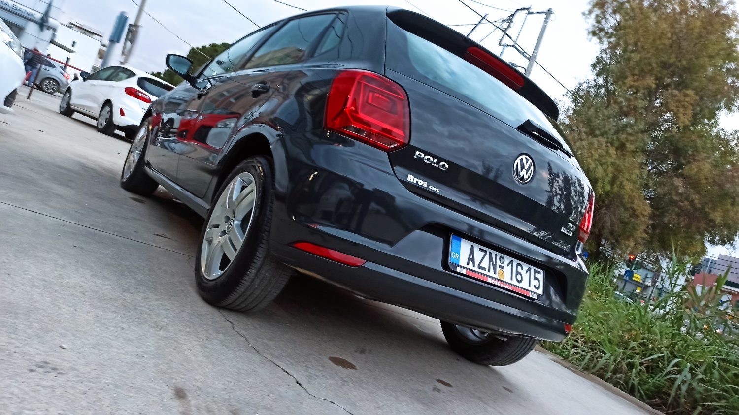 Volkswagen Polo - Image 32