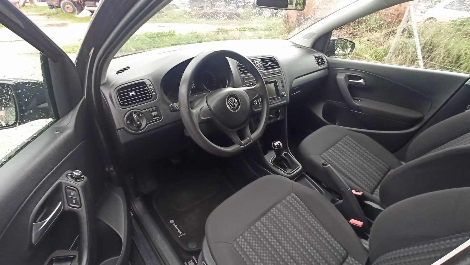 Volkswagen Polo - Image 49