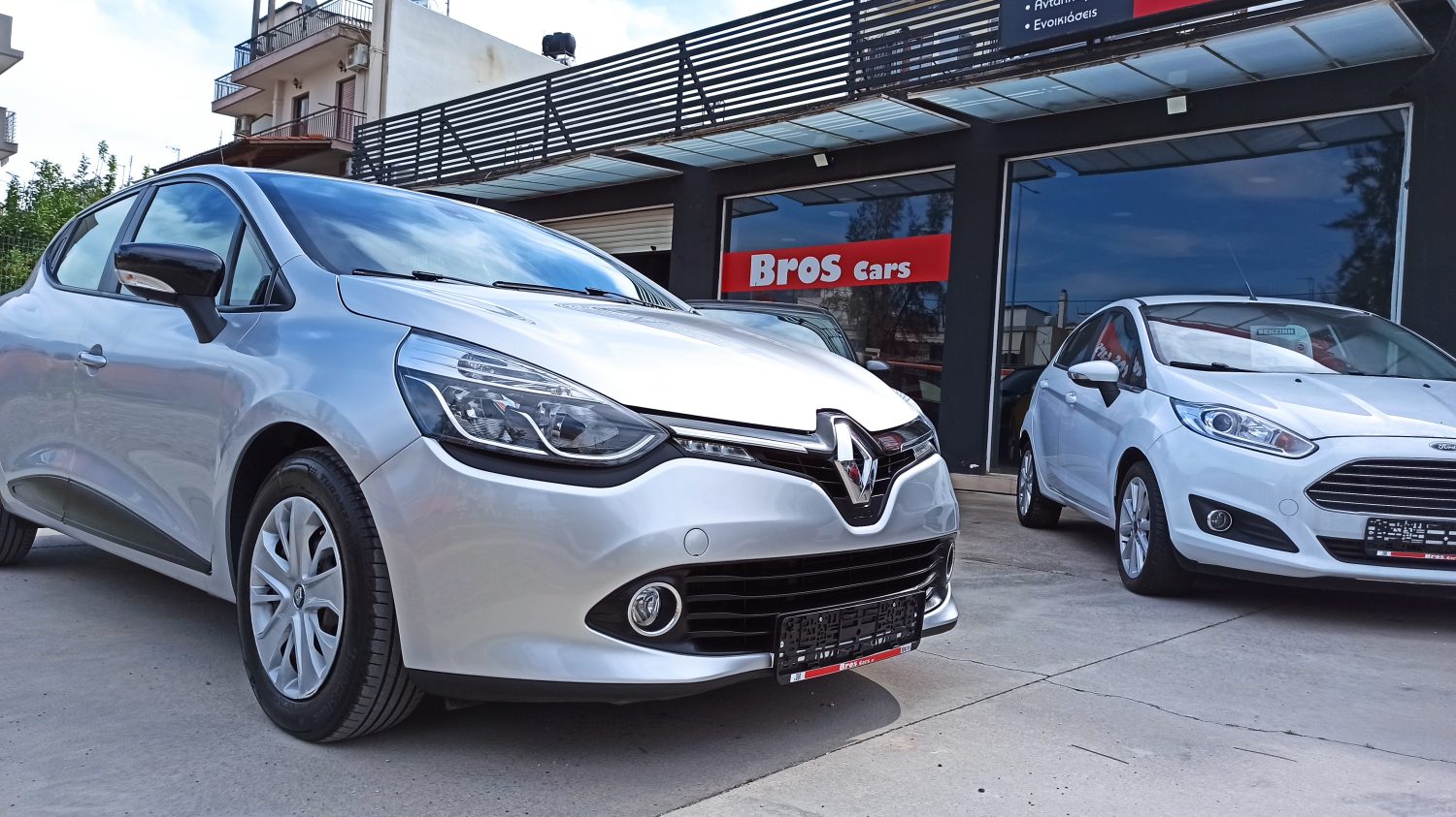 Renault Clio - Image 5