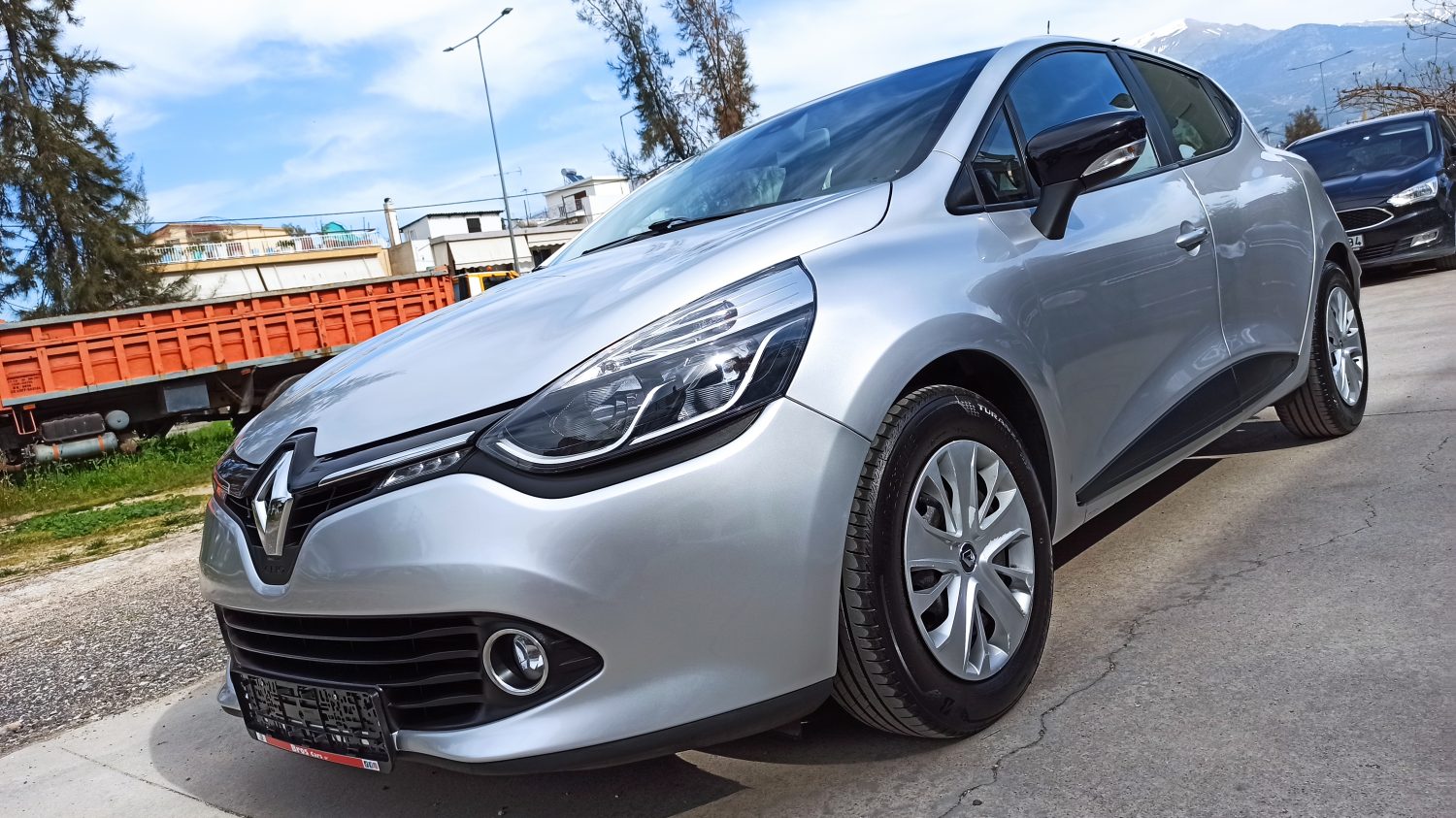 Renault Clio - Image 12