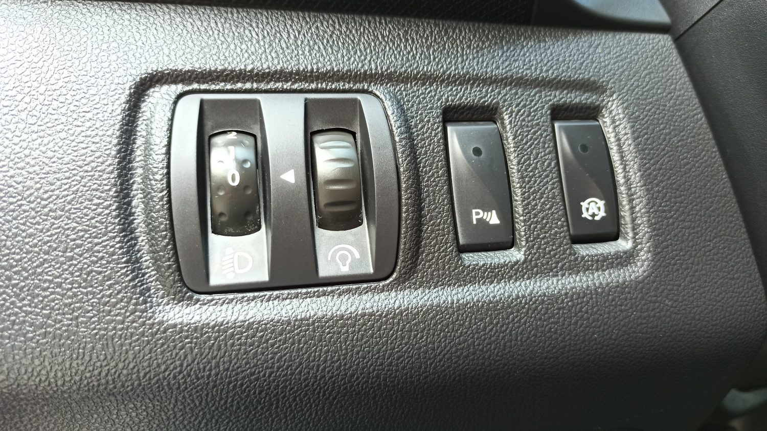 Renault Clio - Image 52