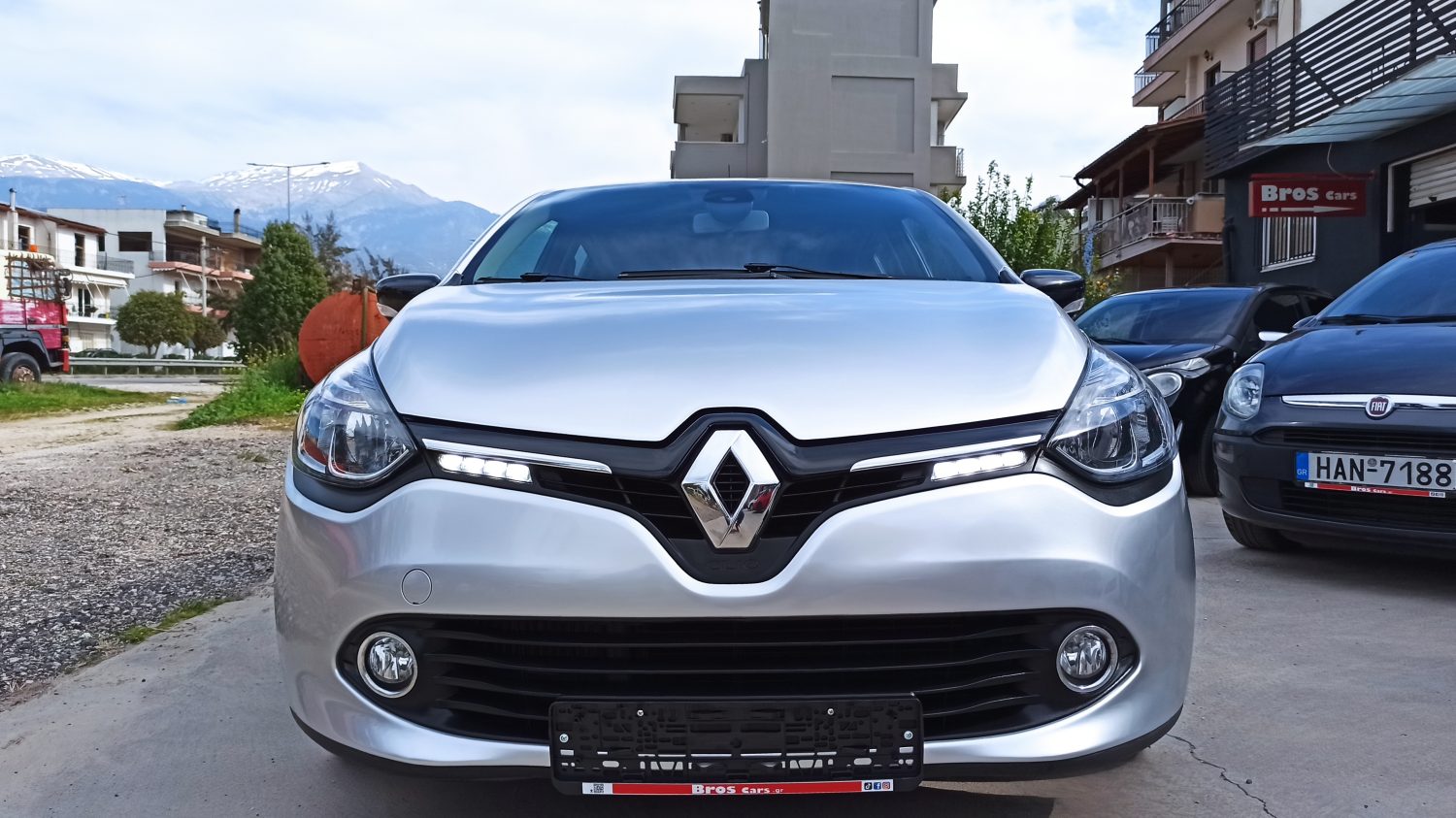 Renault Clio - Image 24