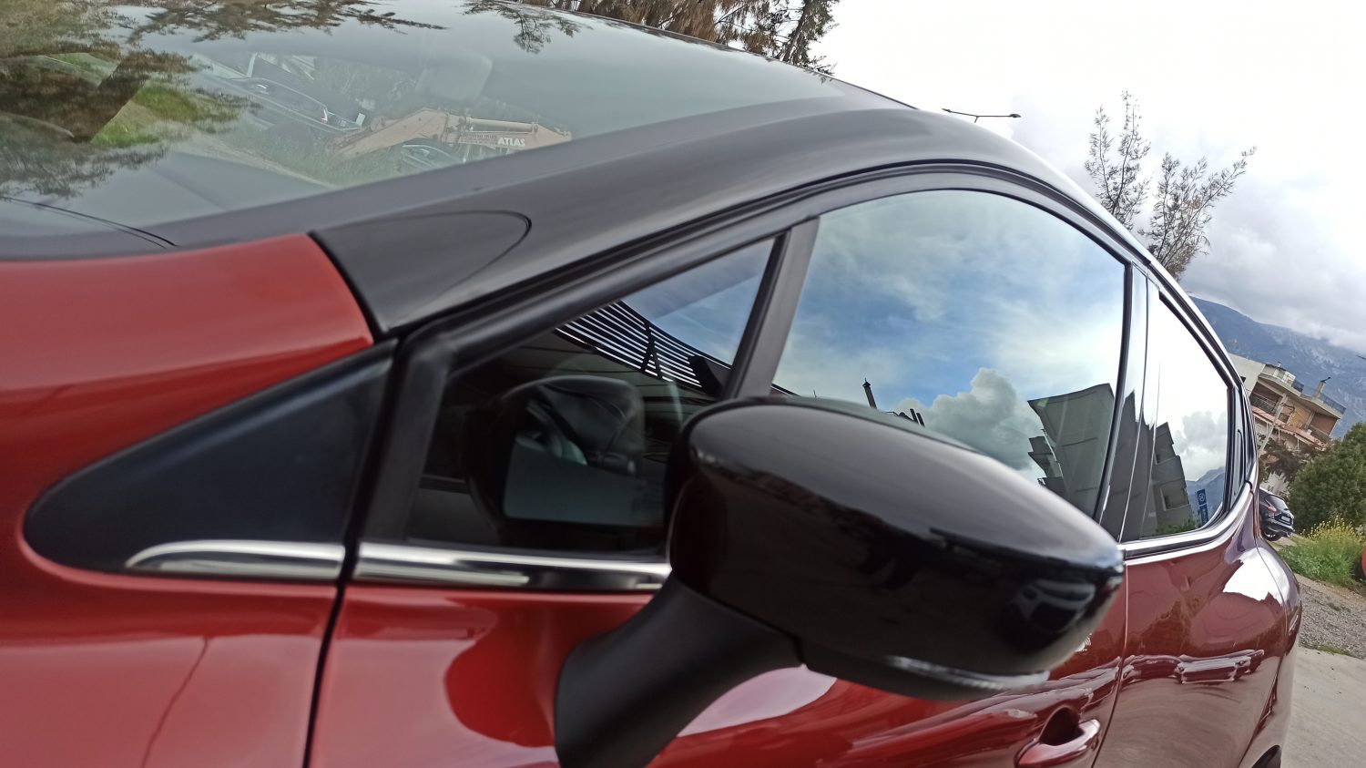 Renault Clio - Image 44