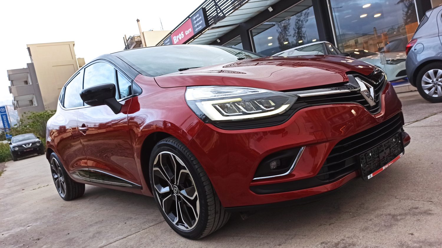 Renault Clio - Image 3