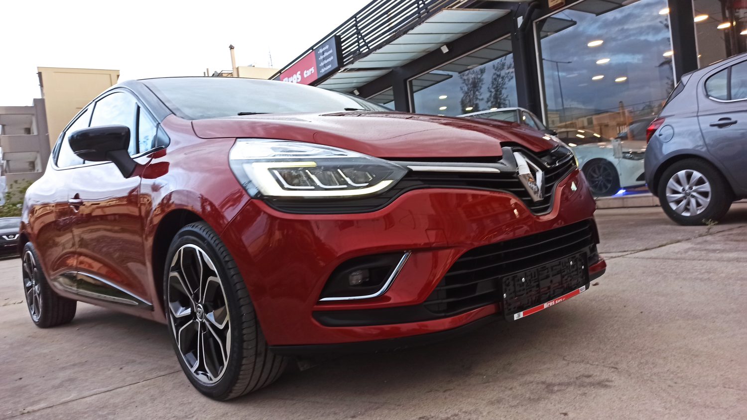 Renault Clio - Image 6