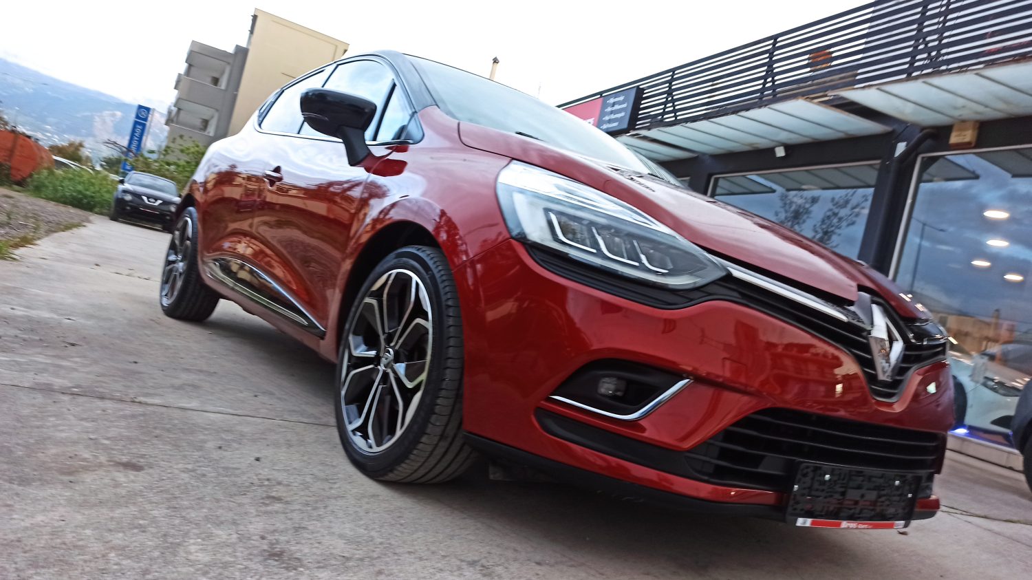 Renault Clio - Image 7