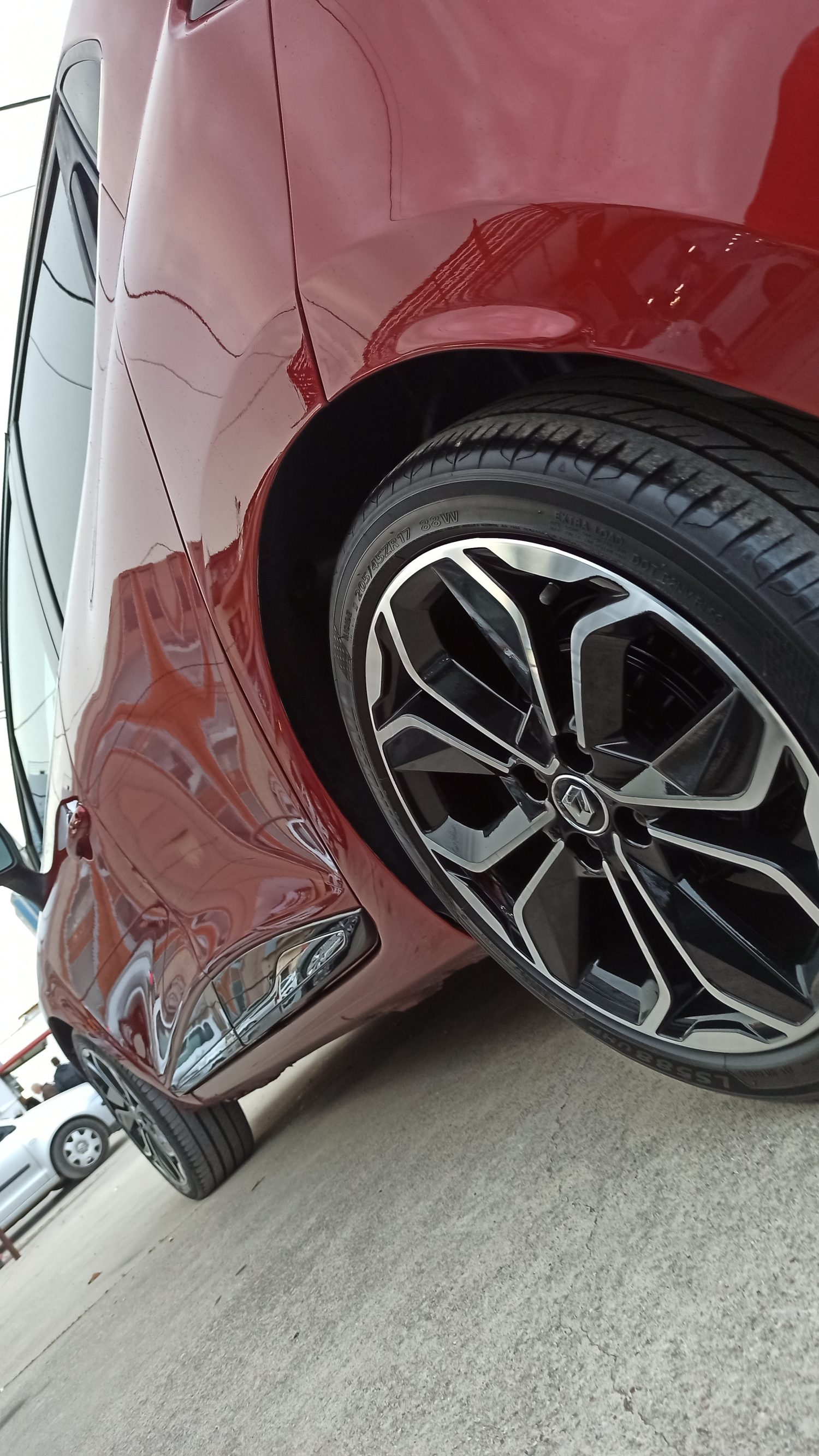 Renault Clio - Image 42