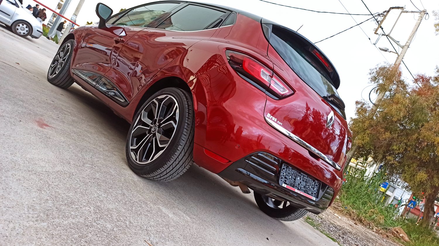 Renault Clio - Image 23