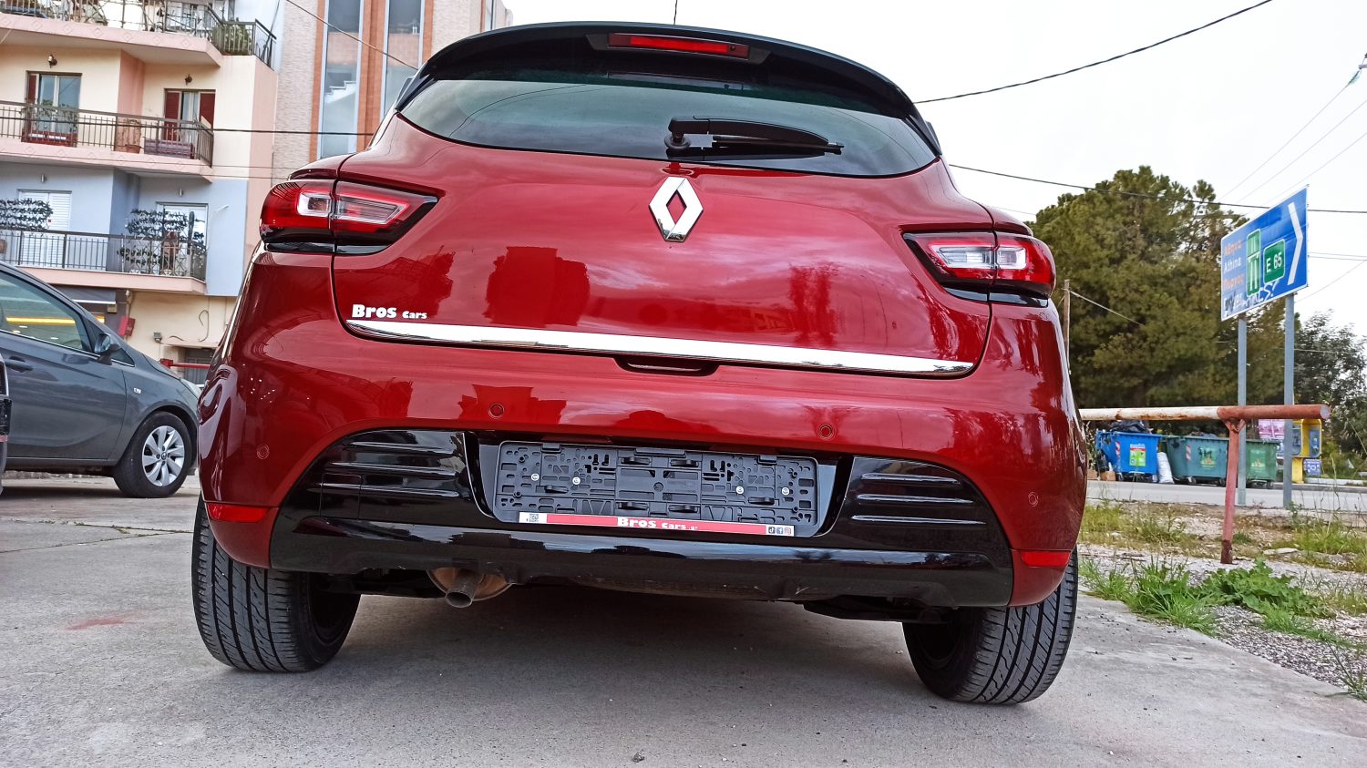 Renault Clio - Image 30