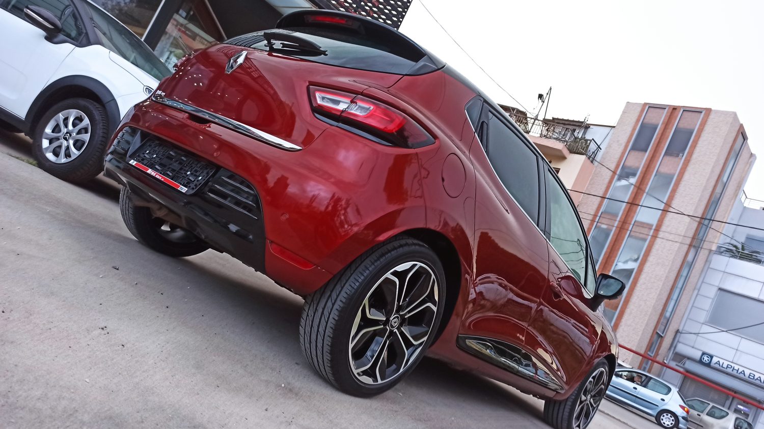 Renault Clio - Image 38