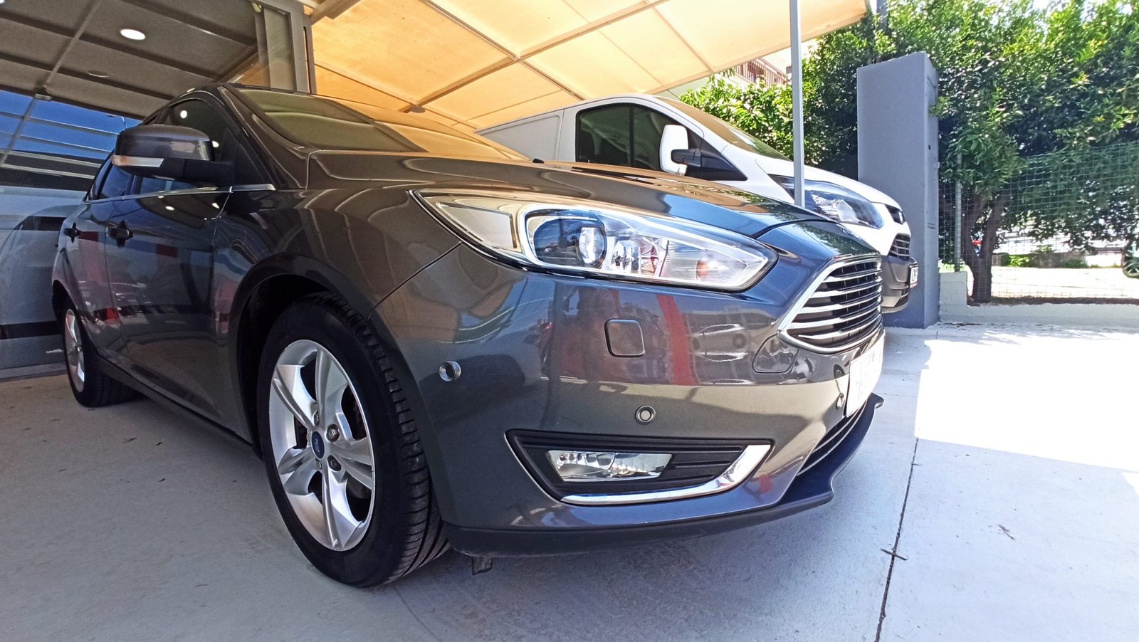 Ford Focus SW - Image 4