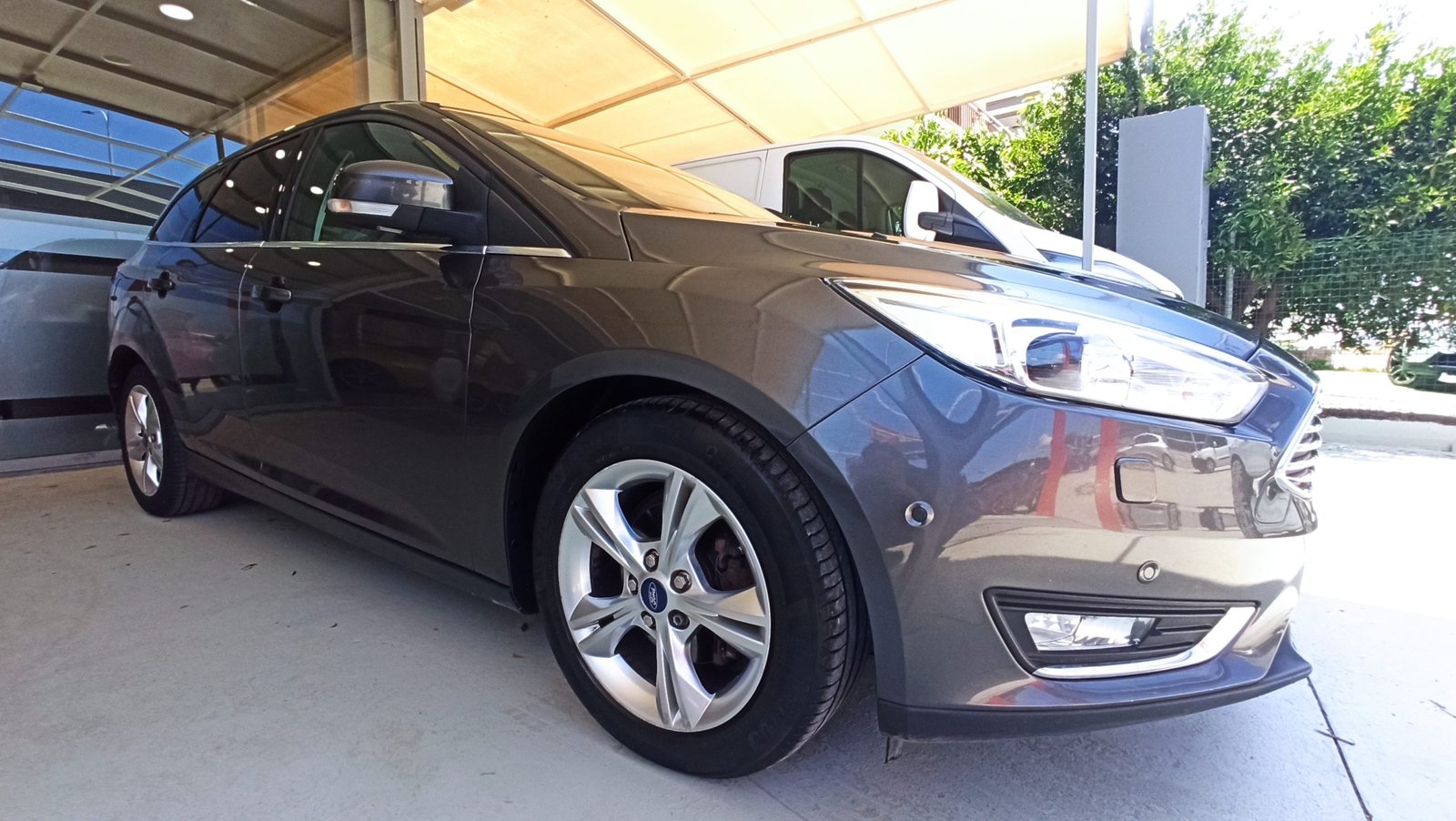 Ford Focus SW - Image 5