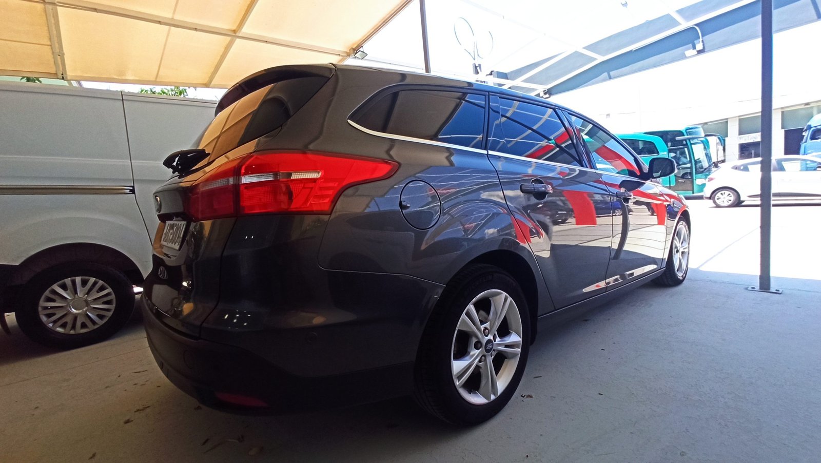 Ford Focus SW - Image 16