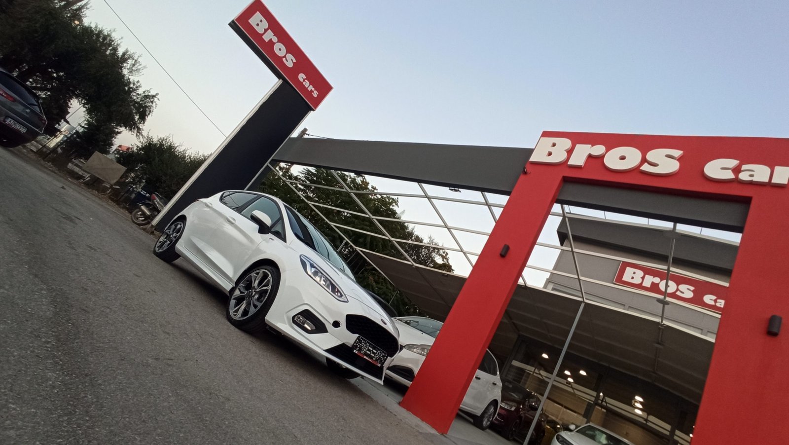 Ford Fiesta - Image 12