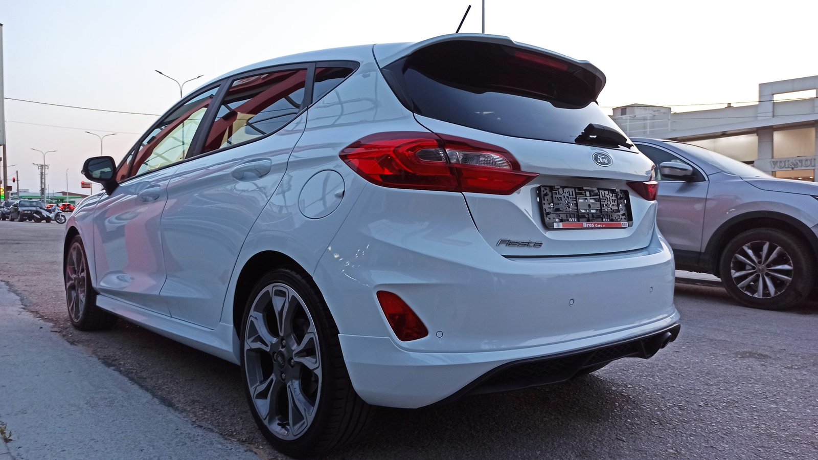 Ford Fiesta - Image 23