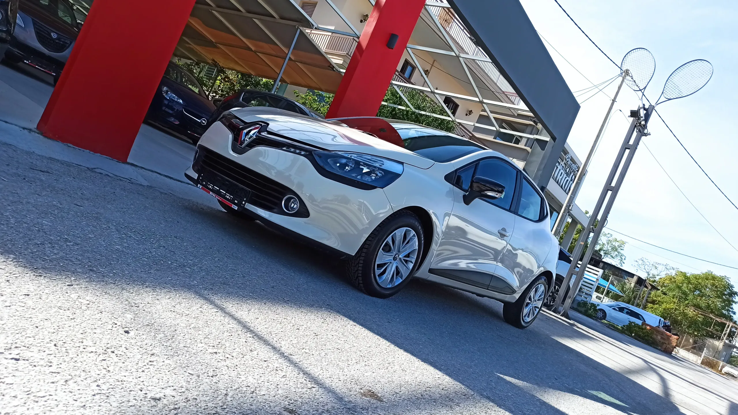 Renault Clio - Image 6